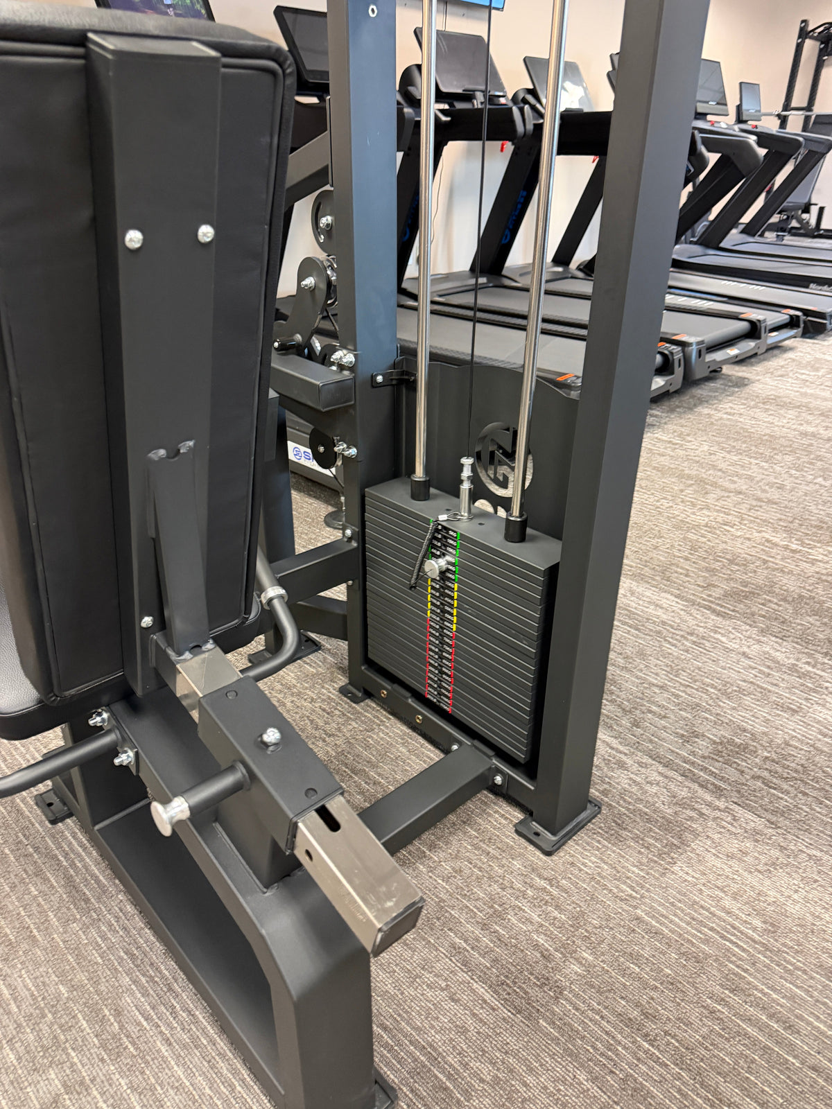 SFE Seated Leg Extension & Leg Curl Machine with 250 lb Stack