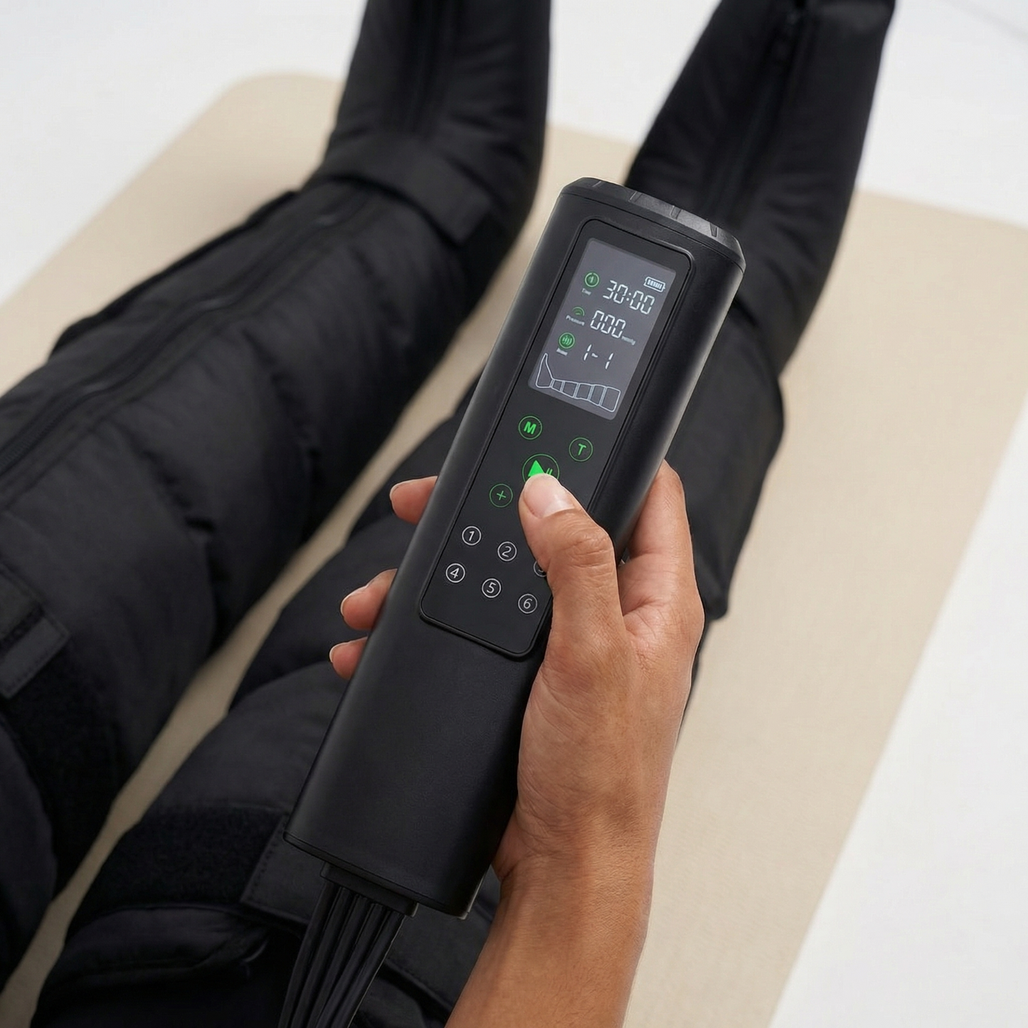 Nicebeam RecoveryFlow Compression Boots | Wireless Pneumatic Recovery