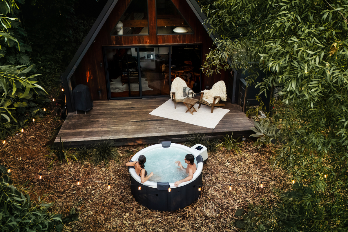 MSpa Denver Frame Series 6-Person Hot Tub & Spa