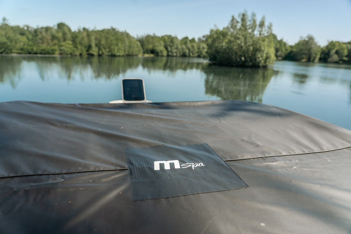 MSpa Oslo Frame Series 6-Person Hot Tub