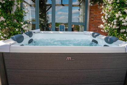 MSpa Oslo Frame Series 6-Person Hot Tub