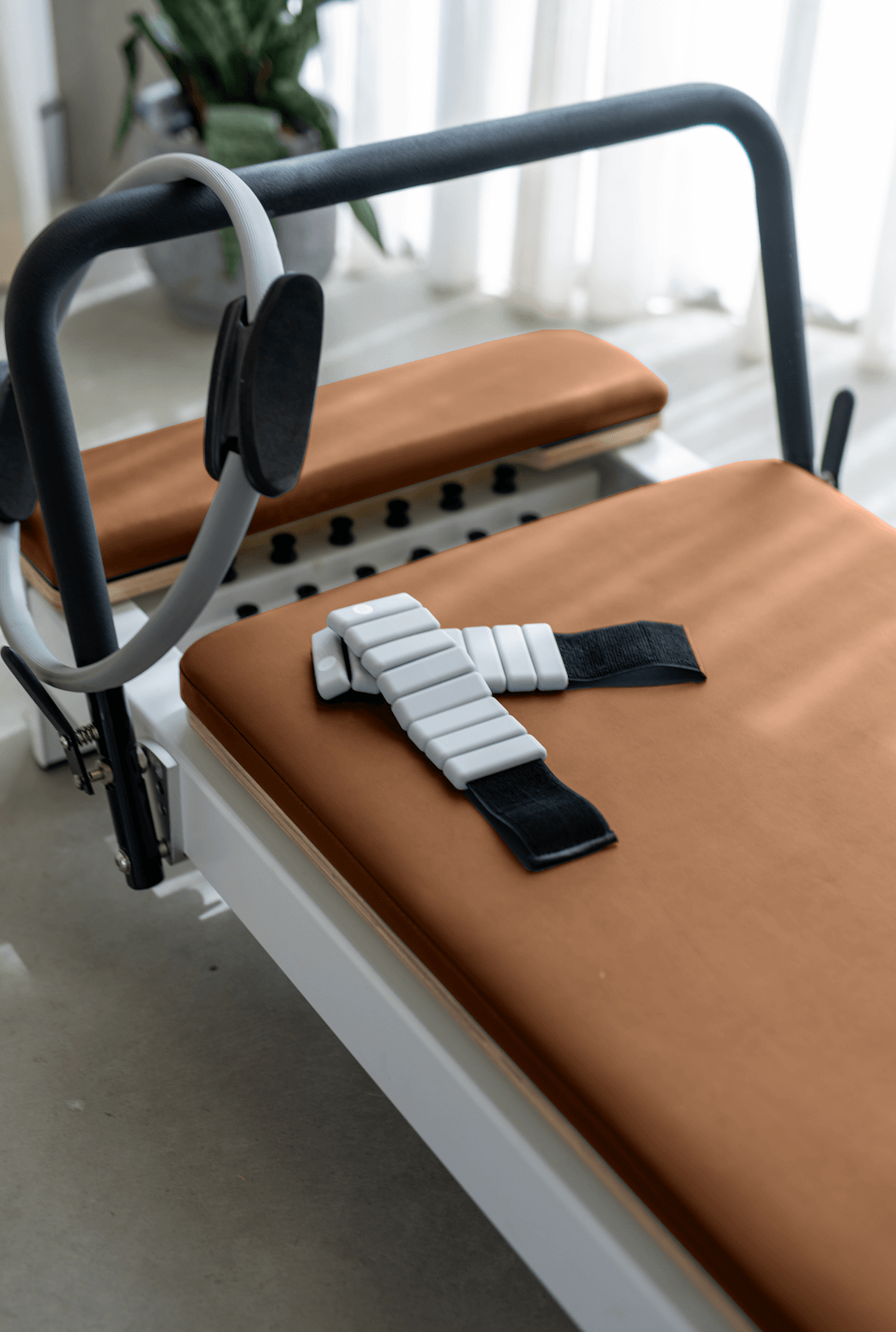 Queen Folding Reformer Customized by YOU
