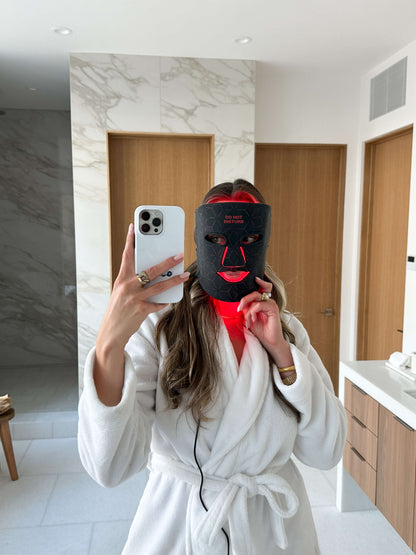 Renew Red Light The Mask – LED Light Therapy Mask with Red, NIR, Blue & Orange Wavelengths