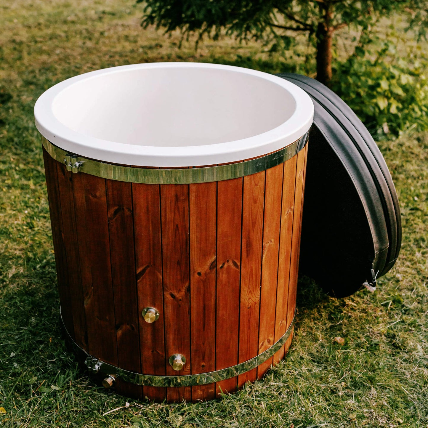 Premium 1-Person Fully-Assembled ThermoWood Cold Plunge Tub (SAK80914)