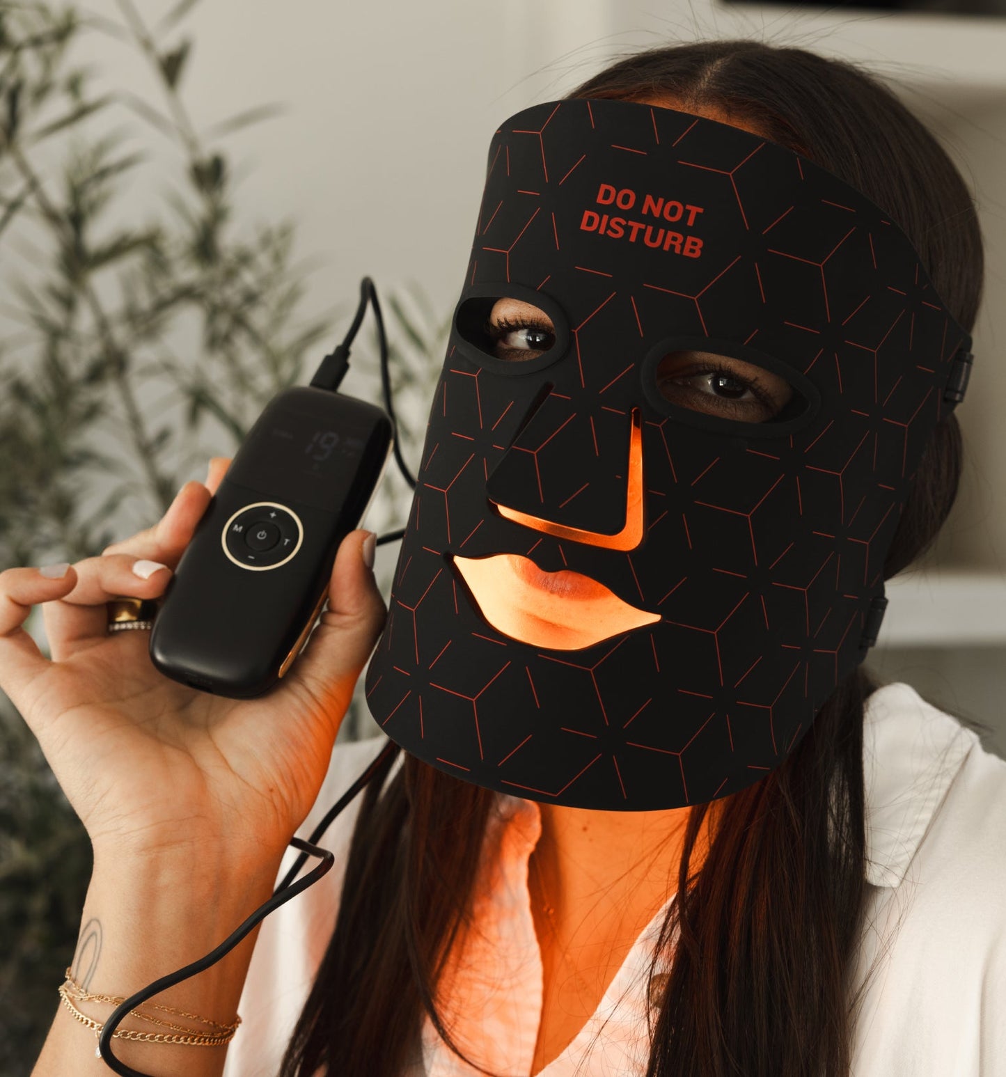 Renew Red Light The Mask – LED Light Therapy Mask with Red, NIR, Blue & Orange Wavelengths