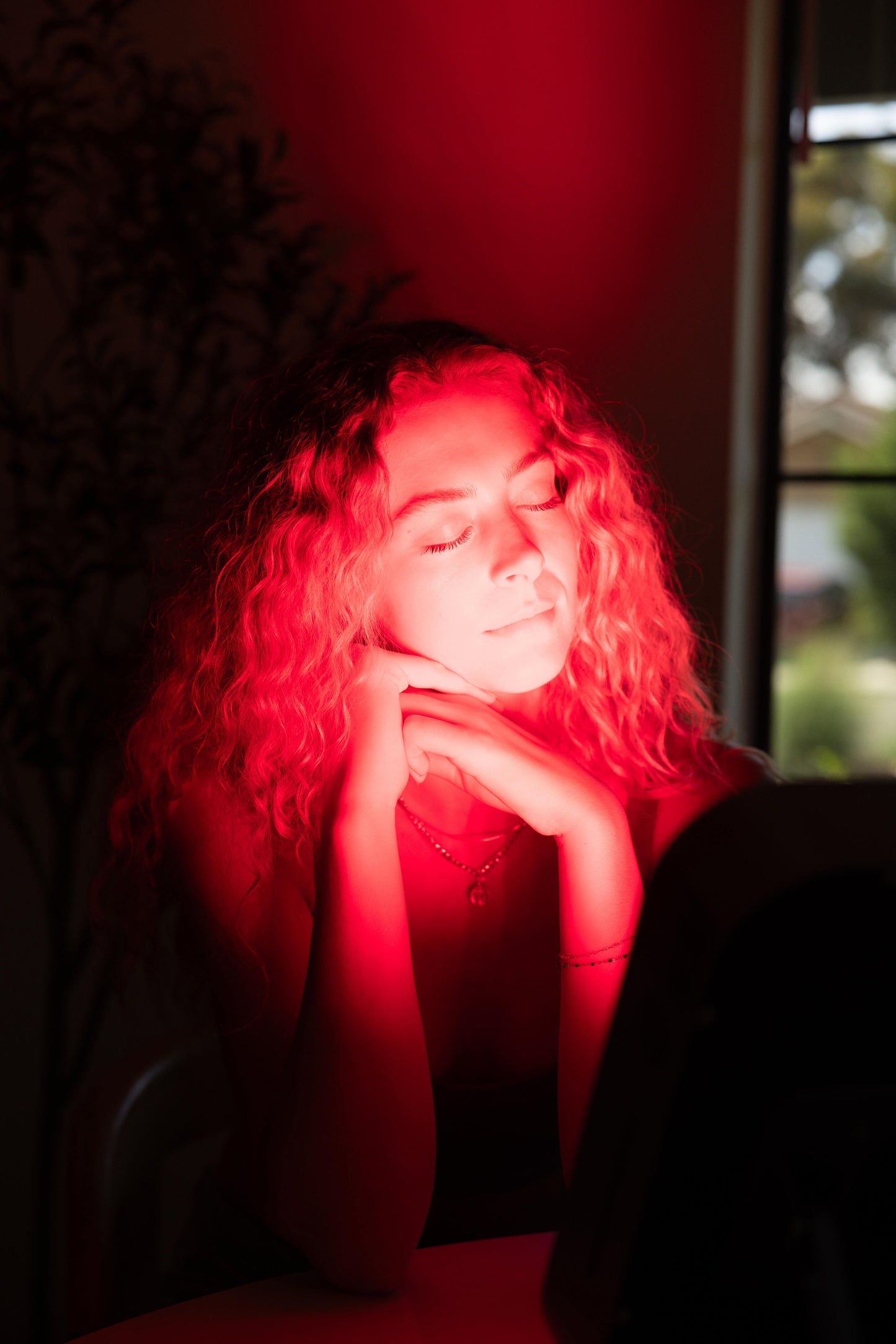 Renew Red Light Small Panel – Targeted Red & Near Infrared Light Therapy, Portable At-Home Panel